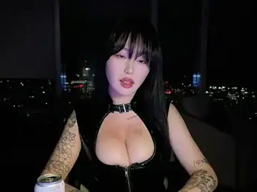 Stripchat Sex Cam of worshipcarrie