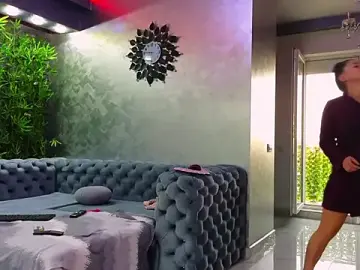 Stripchat Watch Live Sex Cams of Theowonder