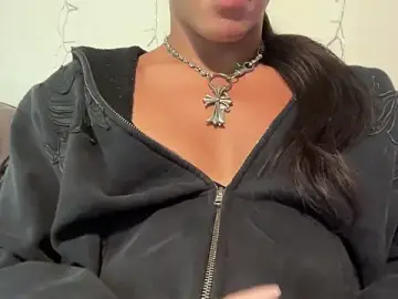Stripchat Watch Live Sex Cams of tsjaden777