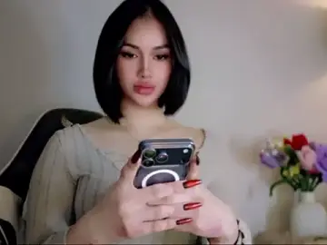 Stripchat Free Porn Cam of Anna_HollyDoll