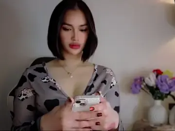 Stripchat Live Sex Cam of Anna_HollyDoll