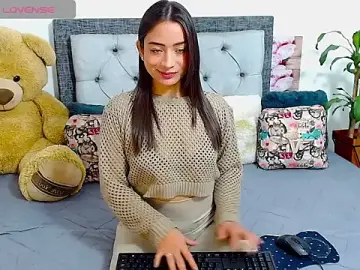 Stripchat Live Porn of Katikloving_