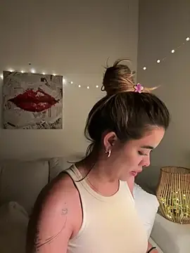 Stripchat Private Sex Chat of Emilia_Bakerr