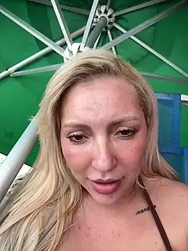 Stripchat Live Porn of Juuhschmitt