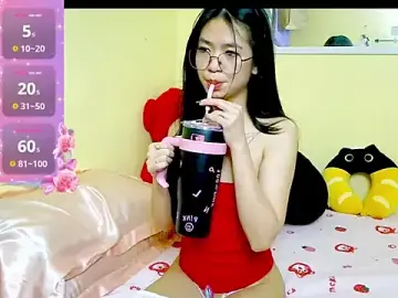 Stripchat Free Porn Cam of Luna_Moonfang