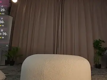 Stripchat Free Live Porn of KaryCherry