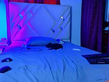 Stripchat Watch Live Sex Cams of Rich_boy01