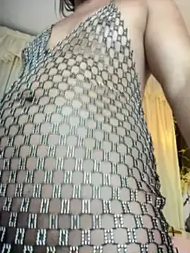 Stripchat Free Porn Cam of Sweet_vicky_hot