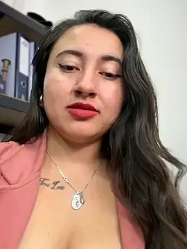 Stripchat Best Webcam of _Sarah-Office1