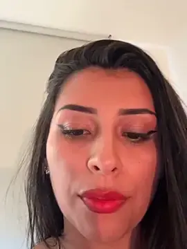 Stripchat Watch Live Sex Cams of sweetAli_