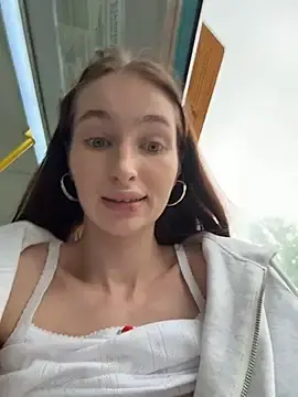 Stripchat Free Porn Cam of -missbehaving-