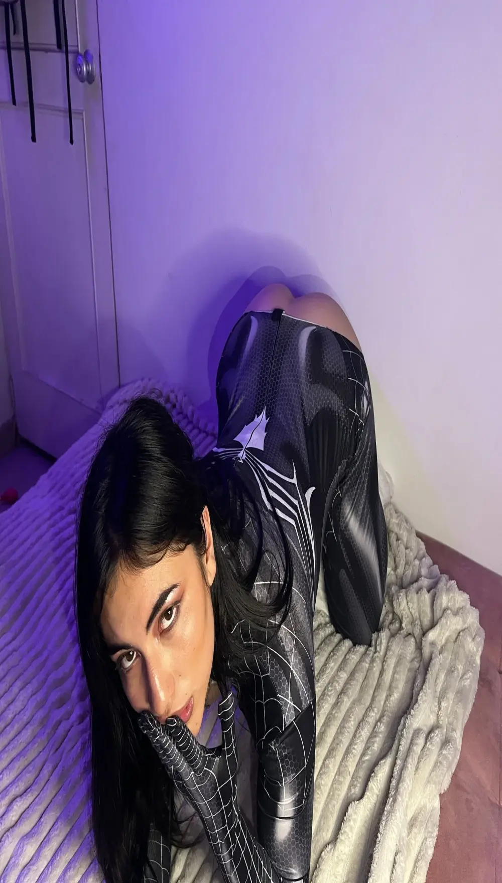 Jadee_grey