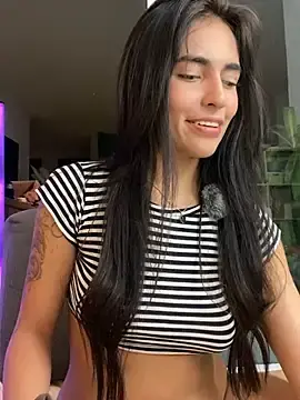 Stripchat Adult Webcam of DaphneUwu