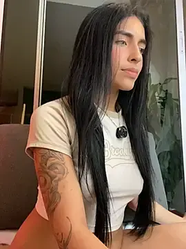Stripchat Live Sex of DaphneUwu
