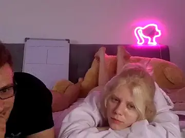 Stripchat Best live sex cam show of SophieCline