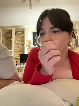 Stripchat Live Sex Cam of Poly_Nick