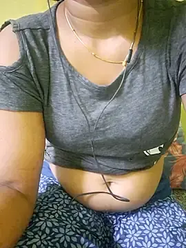 Stripchat Nude Webcam of Tamil_hot_leena