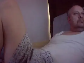 Stripchat Free Porn Cam of amylrmm1903