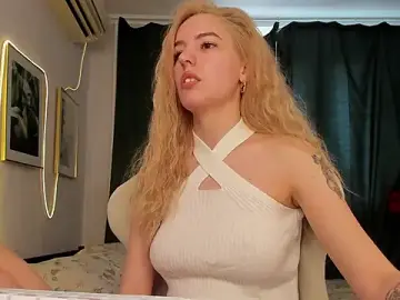 Stripchat Best Webcam of Fire_moth