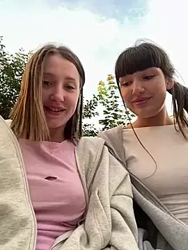 Stripchat Live Sex Cam of Sophie_Avory