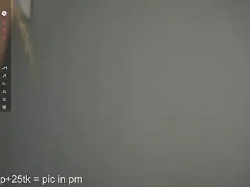 Stripchat Free Porn Cam of HannaHayles