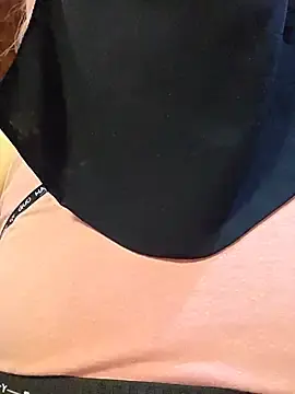 Stripchat Free Porn Cam of malak_spicy