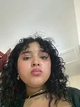 Stripchat Watch Live Sex Cams of maryale01
