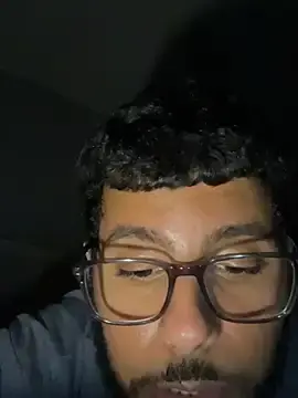 Stripchat Watch Live Sex Cams of Zaktheman2001