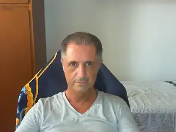 Stripchat Live Porn of lliuk70mi