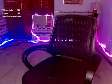 Stripchat Free Porn Cam of Annu_07