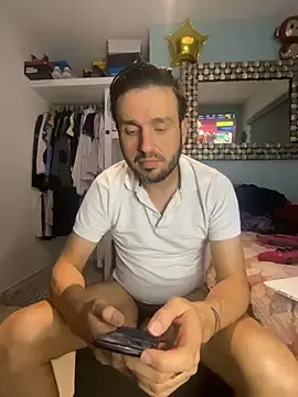 Stripchat Free Porn Cam of Alexitho25