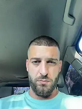 Stripchat Live Porn of Pablo_Hornyguy95
