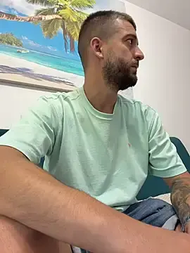 Stripchat Private Sex Chat of Pablo_Hornyguy95
