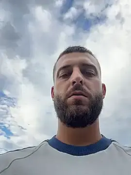 Stripchat Watch Live Sex Cams of Pablo_Hornyguy95