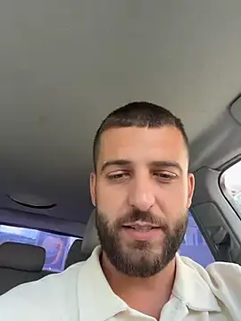 Stripchat Live Porn of Pablo_Hornyguy95
