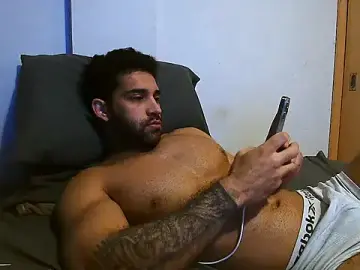 Stripchat Live Sex of macho_fit
