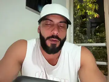 Stripchat Sex Cam of romeolovedark