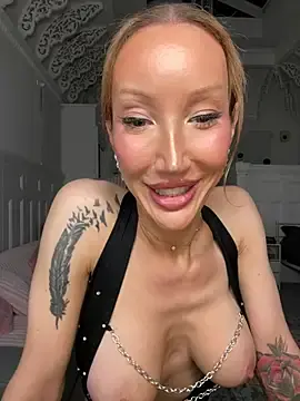 Stripchat Free Live Porn of Allana29