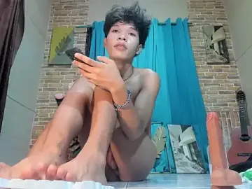 Stripchat Watch Live Sex Cams of YURI_KUN
