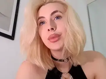 Stripchat Free Live Porn of kara_777