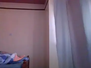 Stripchat Live Sex Cam of sexymummy7