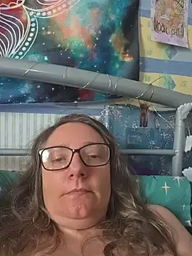 Stripchat Free Live Porn of Izzylove47