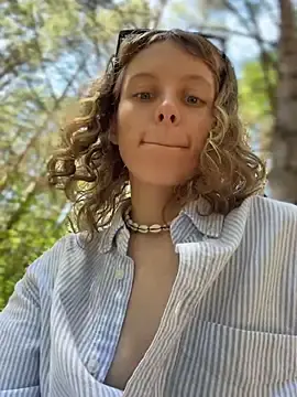 Stripchat Free Live Porn of RinaMood
