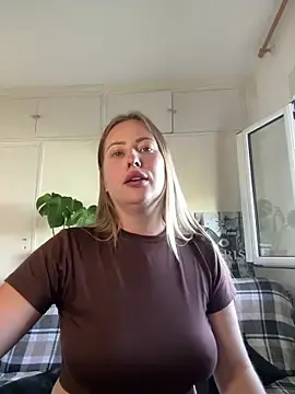 Stripchat Live Sex Cam of AlisaWhite