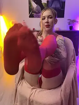 Stripchat Free Porn Cam of Cute-Alice
