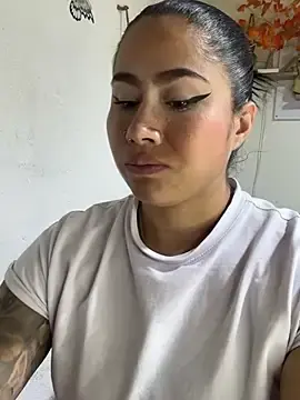 Stripchat Free Porn Cam of Sweet__Nurse1