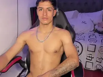 Stripchat Watch Live Sex Cams of jacobbiker