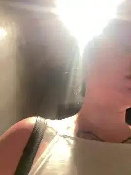 Stripchat Free Porn Cam of AlishaOfThorns