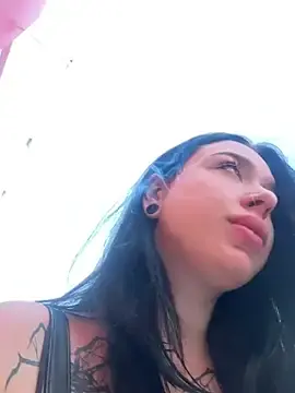 Stripchat Sex Cam of AlishaOfThorns