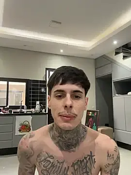 Stripchat Adult Webcams of dylan_wolf